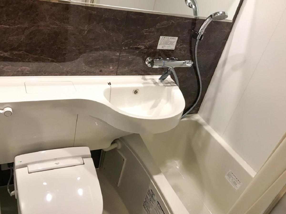 Hotel Livemax Shinyokohama يوكوهامَ المظهر الخارجي الصورة